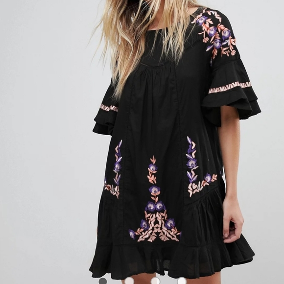 Free People Dresses & Skirts - Free People Pavlov Embroidered Smock Dress Size S